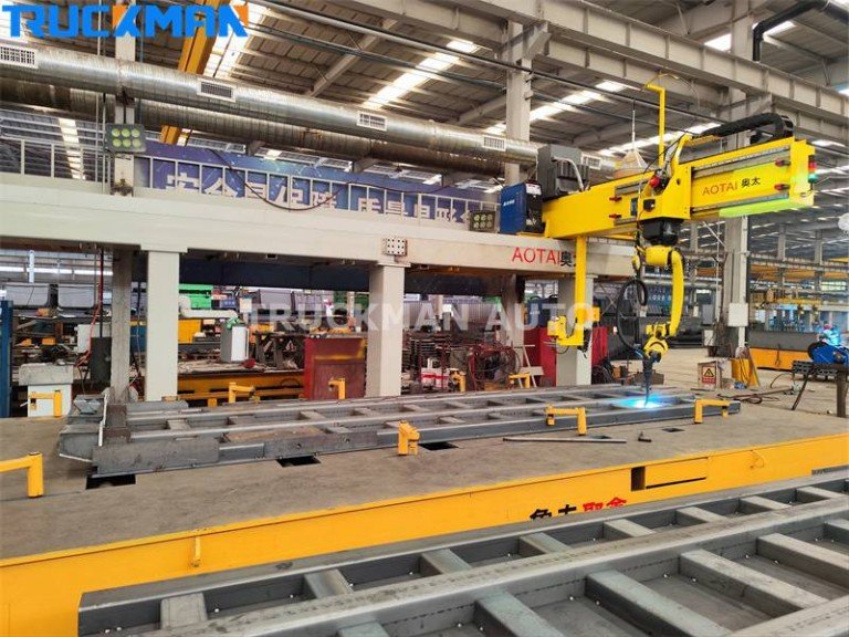 Dump Truck Robot Welding Technology