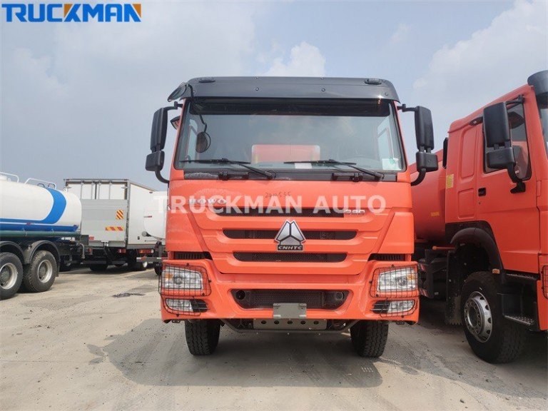 SINOTRUCK HOWO 6x4 20000 Liter Water Tanker Truck